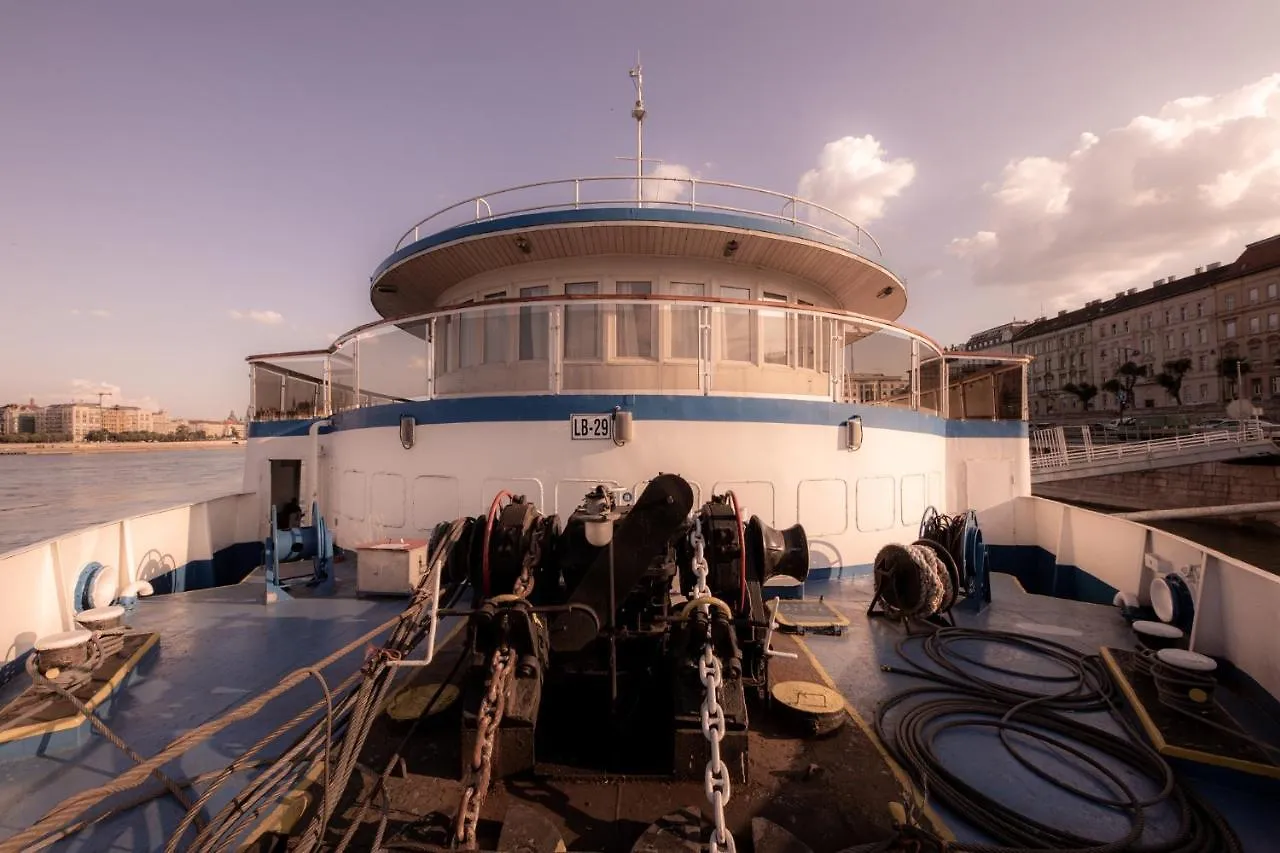 Botel Grand Jules - Boat Hotel Boedapest